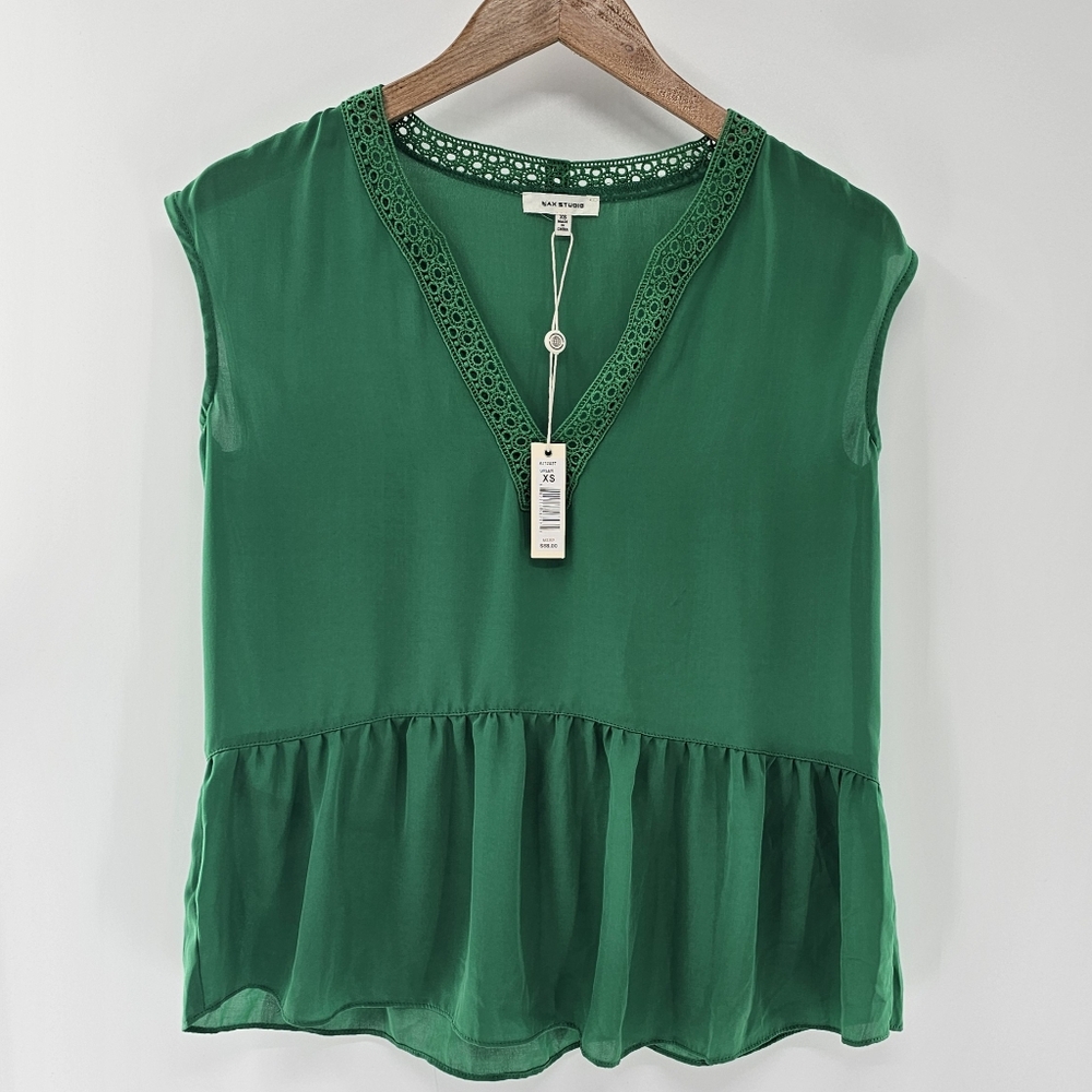 Max Studio Green Sleeveless V-neck Crochet Trim Flowy Top Womens XSmall